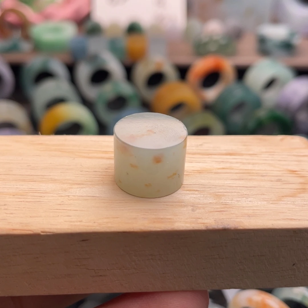 *****定制翡翠未镶嵌  洒金