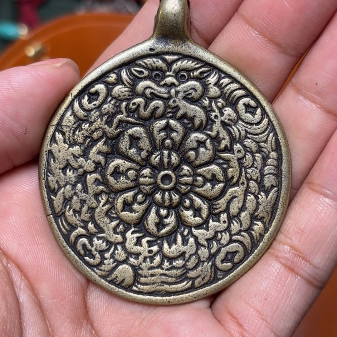 铜星月菩提吊坠项链