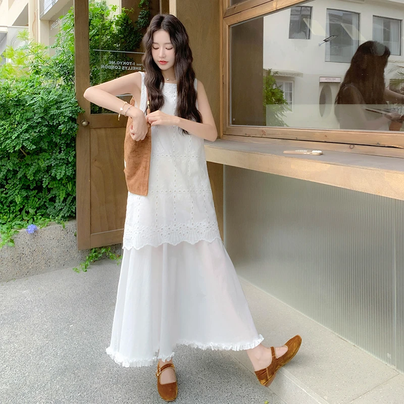 白色甜美小清新温柔风连衣裙女夏季2025年新款镂空拼接初恋背心裙