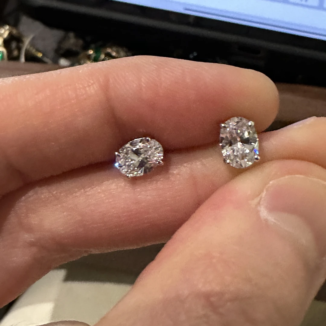 铜合金仿水晶耳饰 【1747】周年珍藏英｜经典原标克拉款CrownFrett