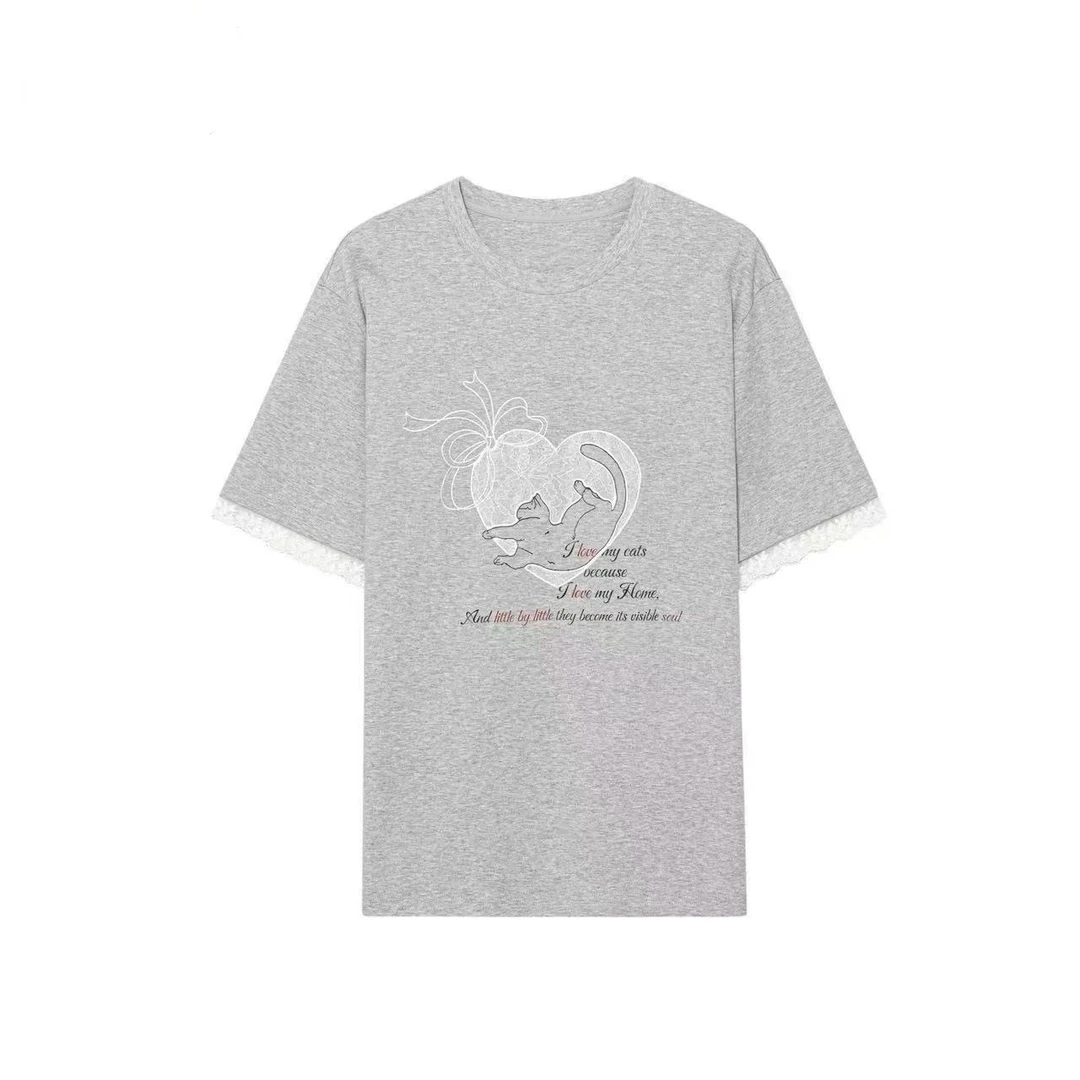 3901201 伊+拼接蕾丝重工绣花猫咪设计感T恤女2025春季新款通勤