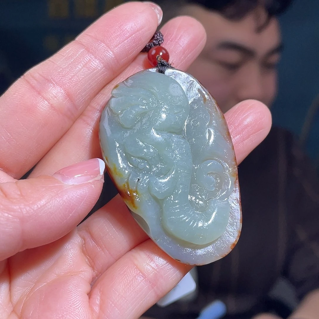 和田玉颈饰未镶嵌