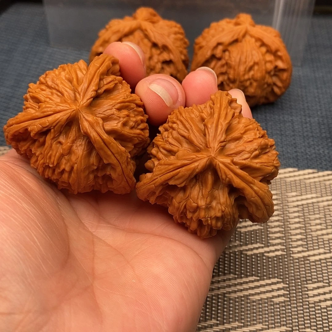 明***、吊坠文玩核桃三棱