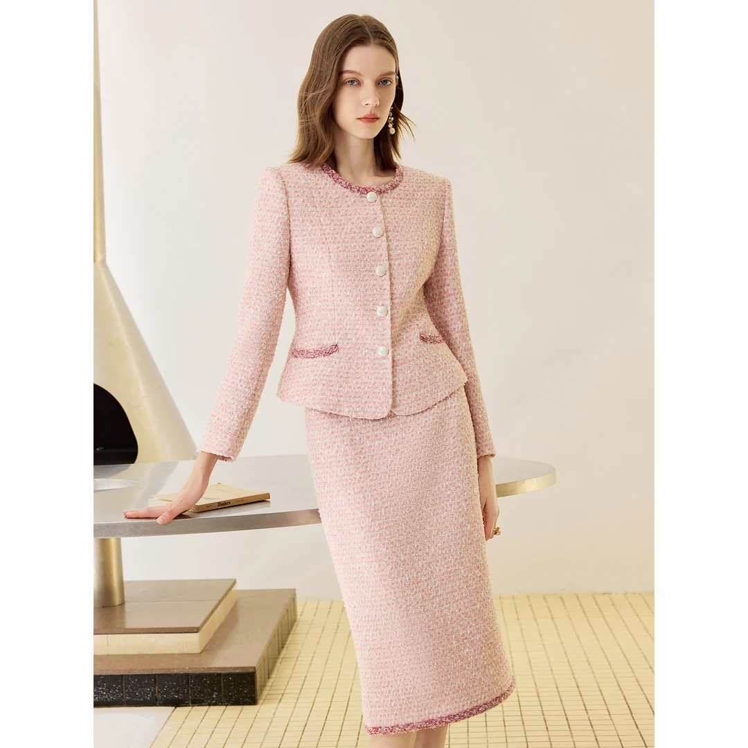 高级感粉色小香风西装套裙女2025秋冬新款播音主持人通勤职业装