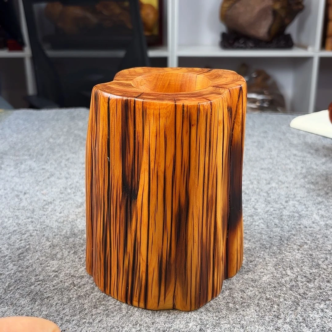 崖柏太行崖柏精品雷雷笔筒