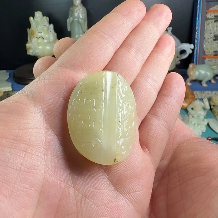 和田玉（糖玉）未镶嵌挂件