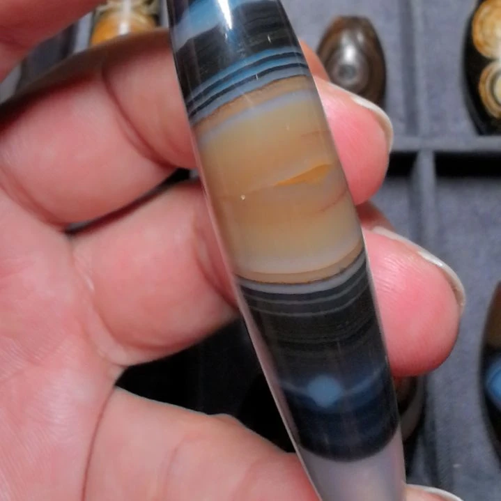 玛瑙/玉髓颈饰合金