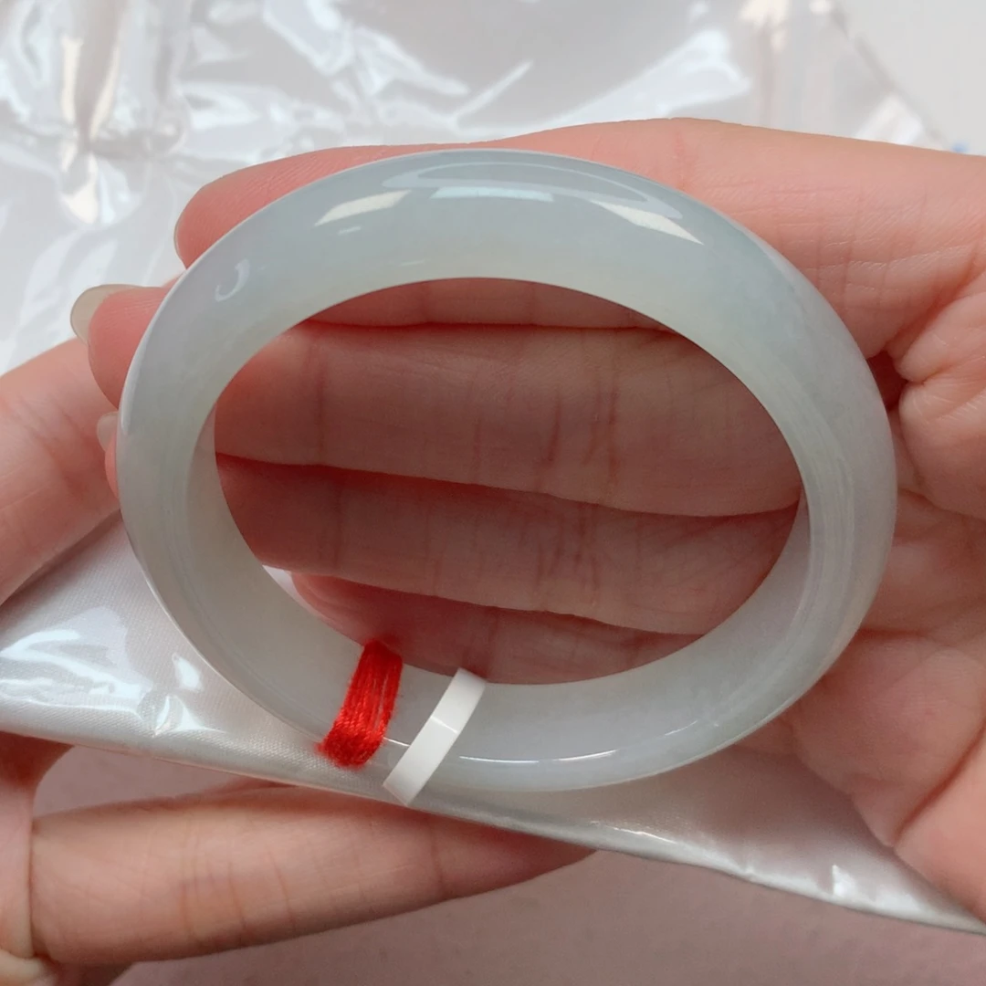 翡翠手镯未镶嵌51.5圈