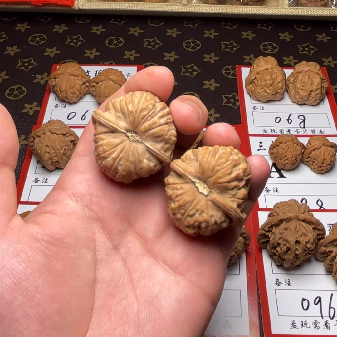 鬼***e把件文玩核桃全品南瓜墩41