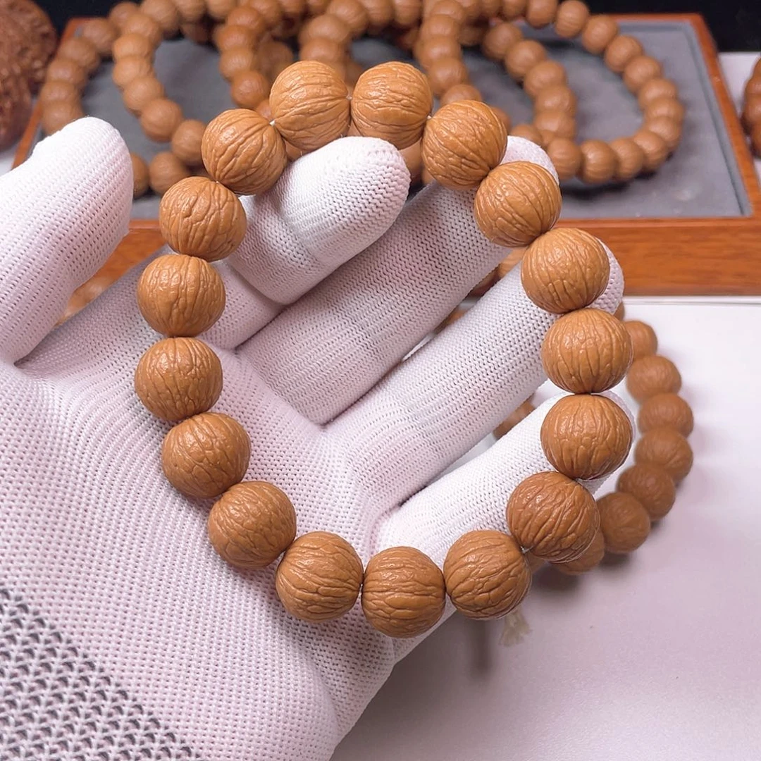 猴头核桃手串.****安凤羽