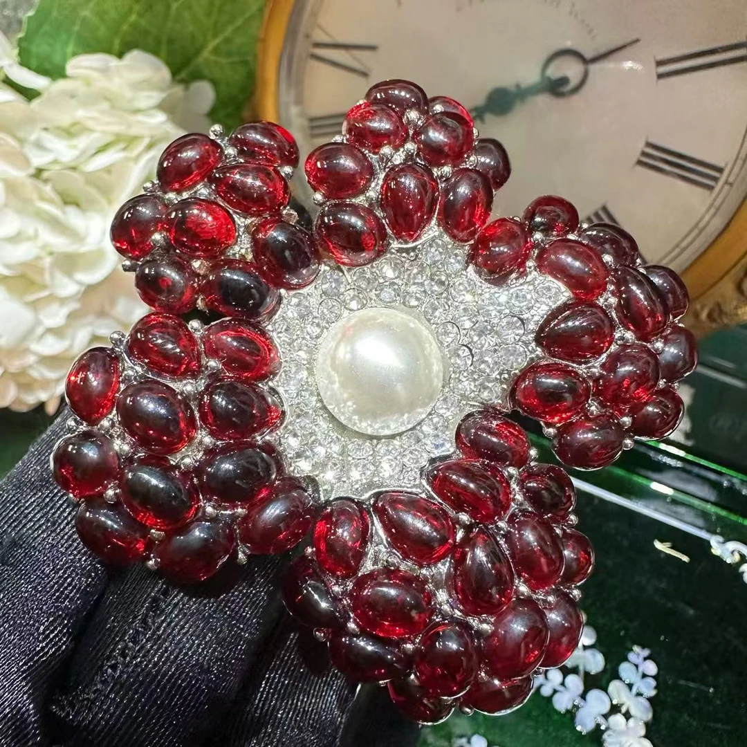 合金胸针 红石榴 胸针百搭