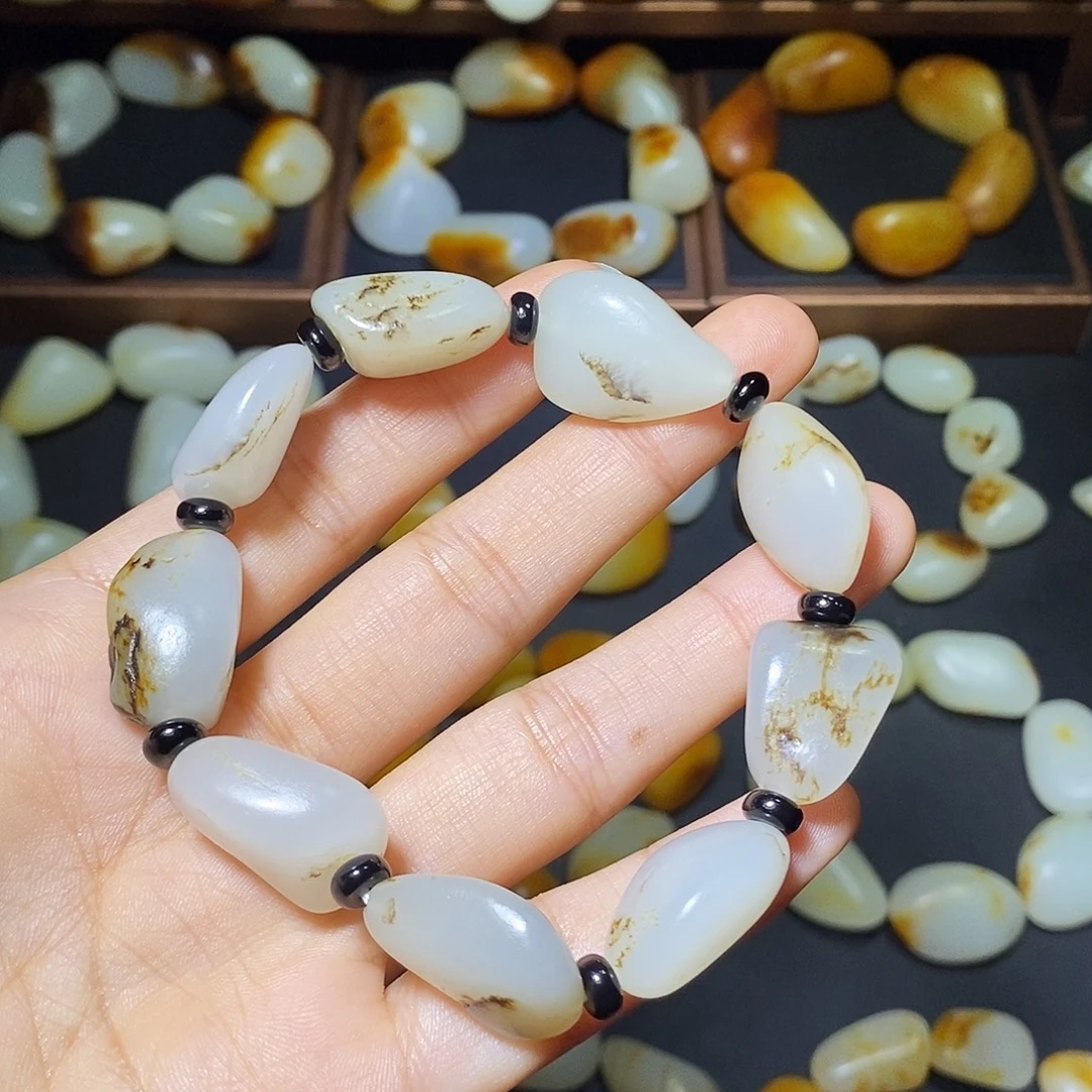 和田玉未镶嵌手链