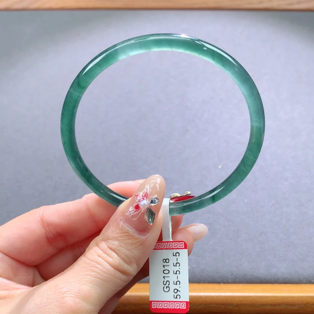 翡翠手镯未镶嵌天然翡翠手镯叮当镯