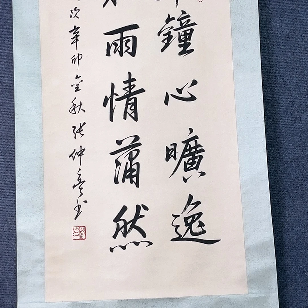 隔空玻璃幕柱设计采用不锈钢隔