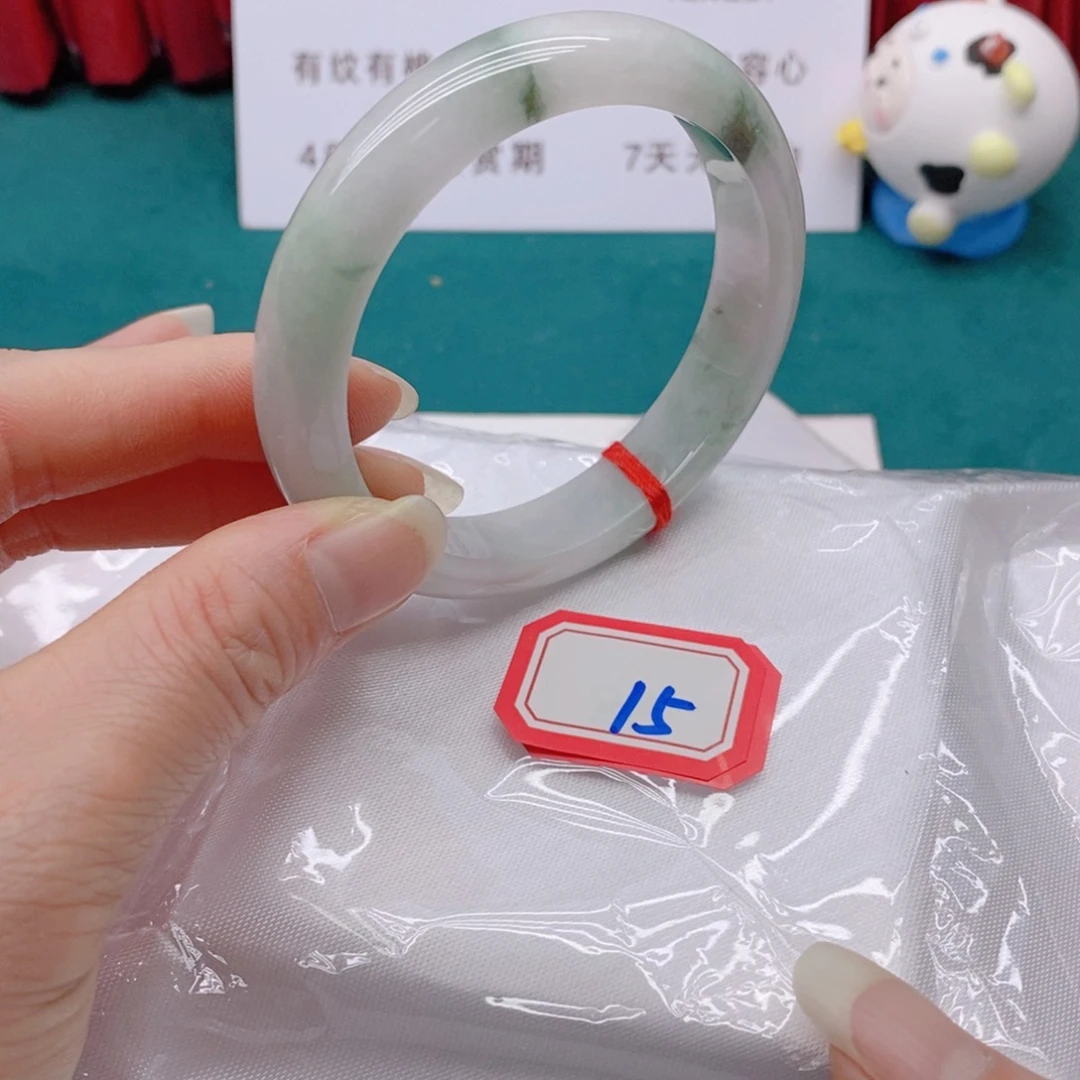 翡翠手镯未镶嵌爱**辣155555555