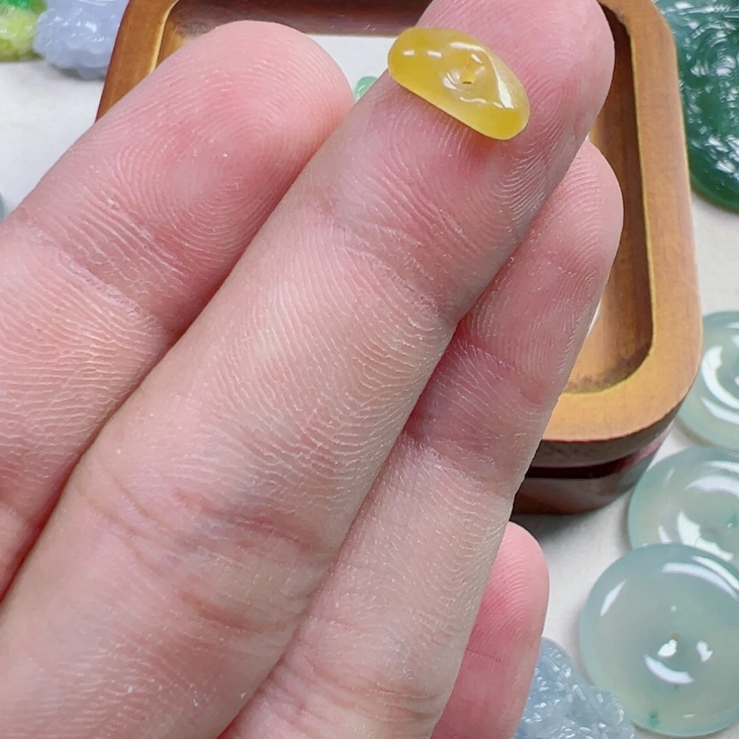 ****朵散珠翡翠风生水起一个