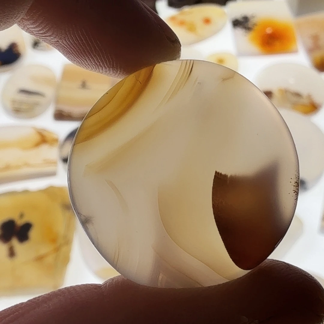 玛瑙/玉髓未镶嵌珠宝半成品