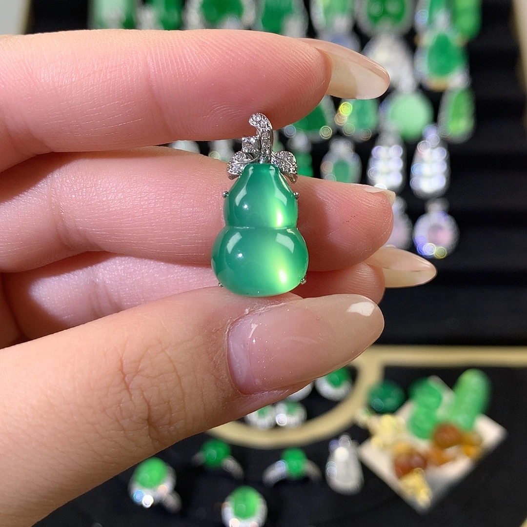 玛瑙/玉髓银S925镶嵌颈饰