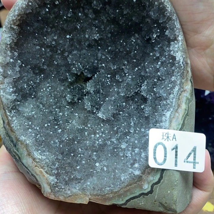 未镶嵌水晶大型摆件（非配饰）