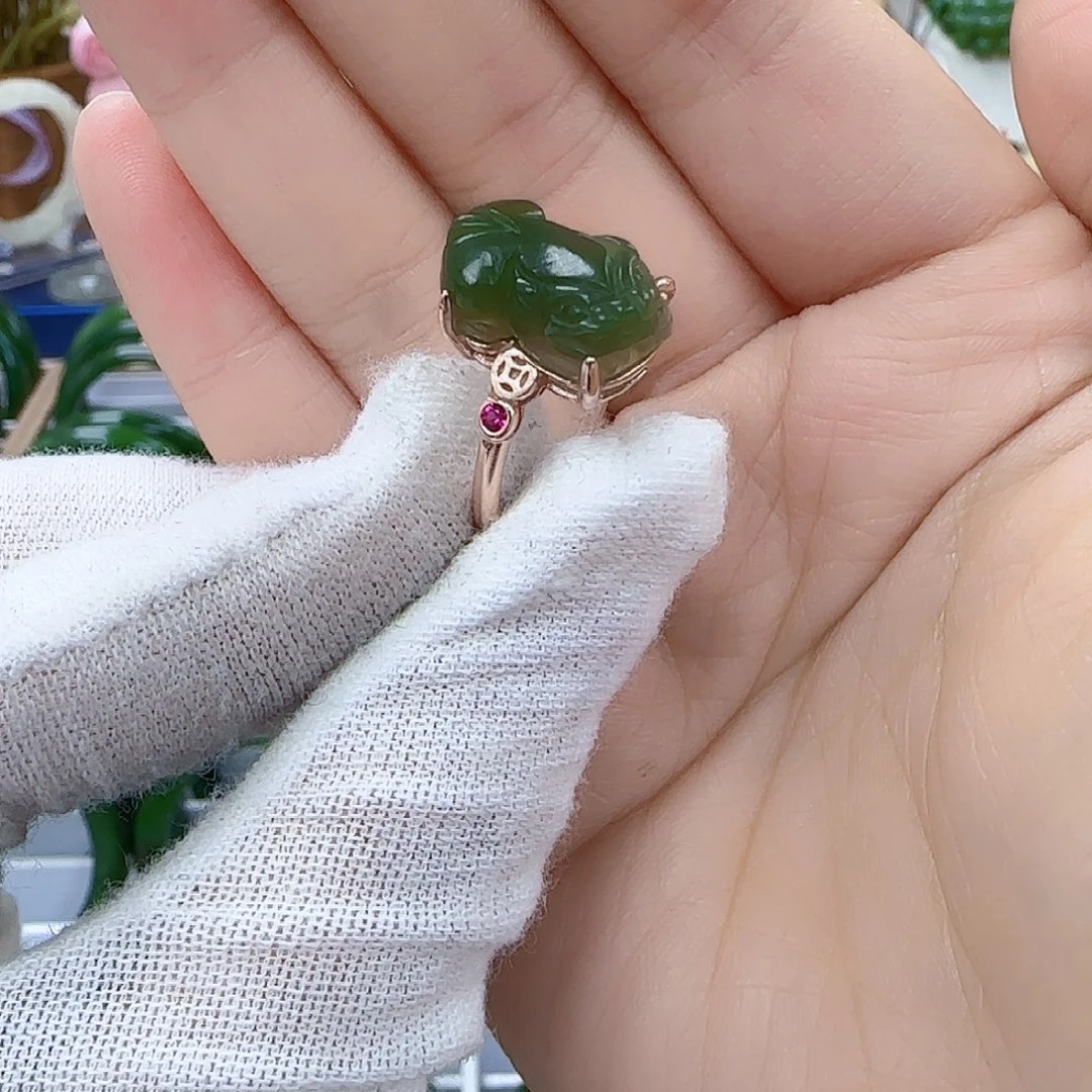 和田玉（碧玉）戒指未镶嵌