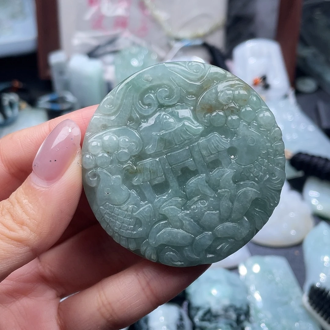 翡翠未镶嵌颈饰翡翠