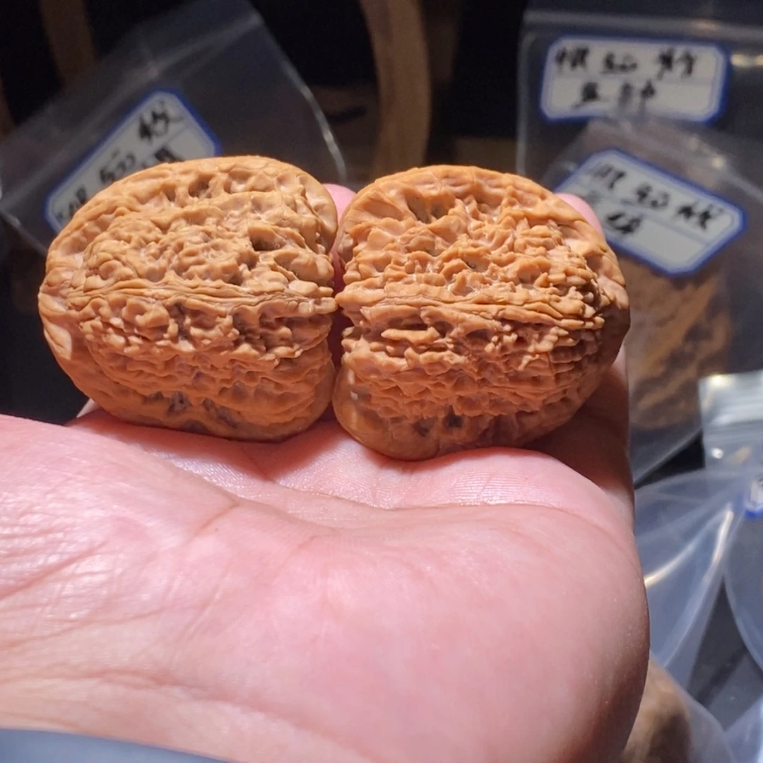 吃***头吊坠文玩核桃40全品南疆