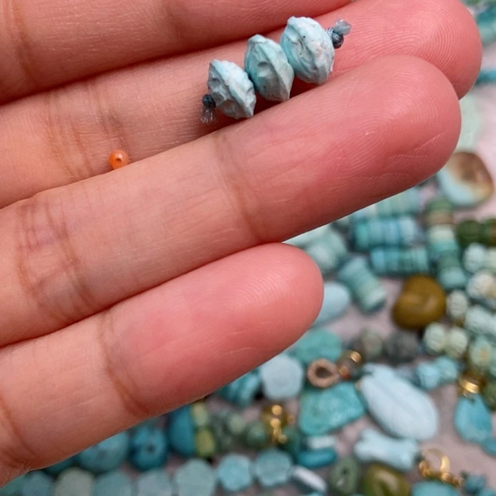 南红玛瑙未镶嵌珠宝奇石