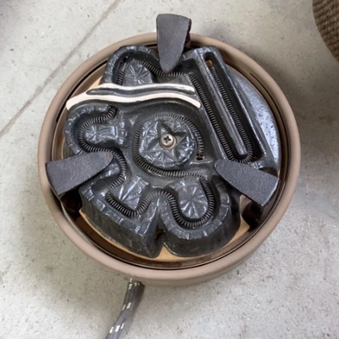 酒**巡电炉的温度和热量均达到规定