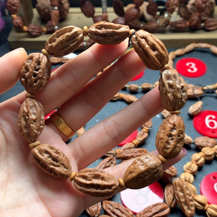 文玩核桃手串110花瓣1.5左右