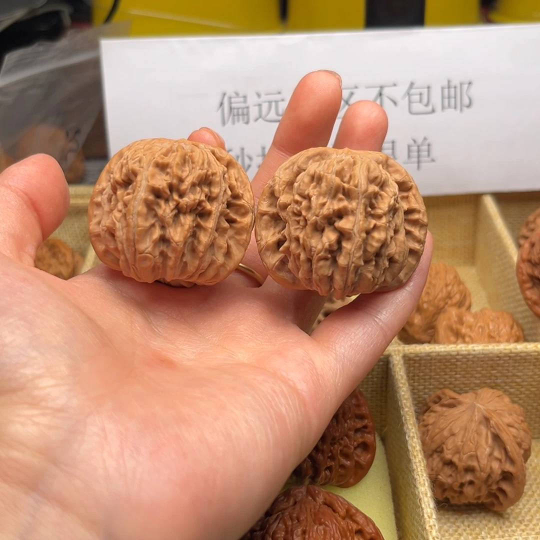 文玩核桃吊坠四座楼