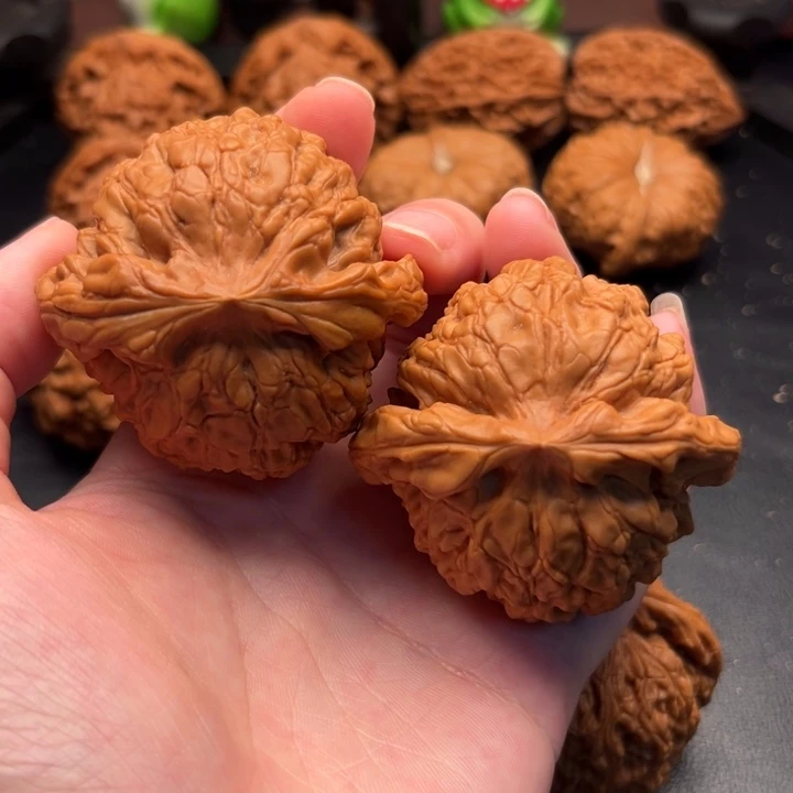 文玩核桃吊坠1701龙鼎53+