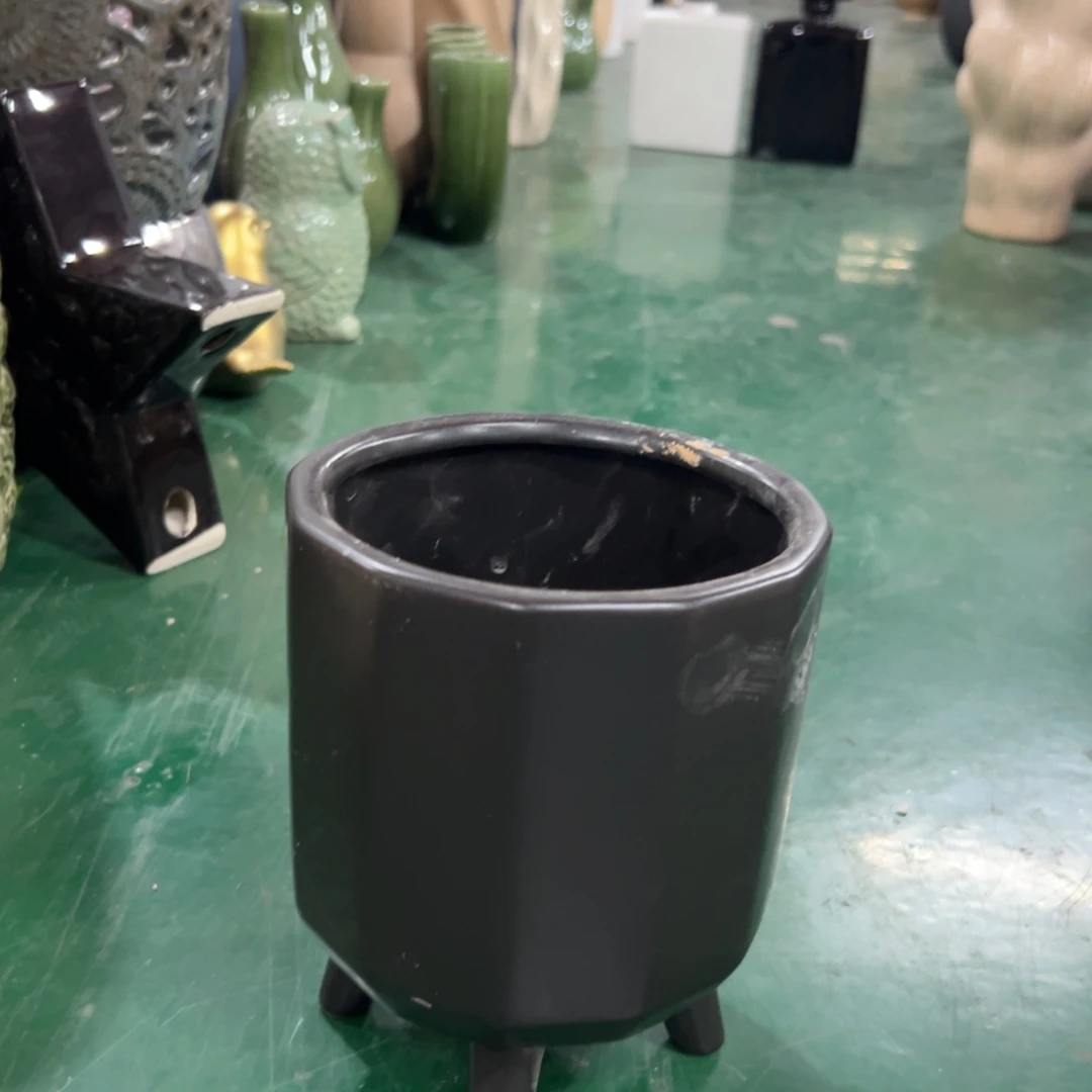摆件121 号高温陶瓷装饰品（部分微瑕）
