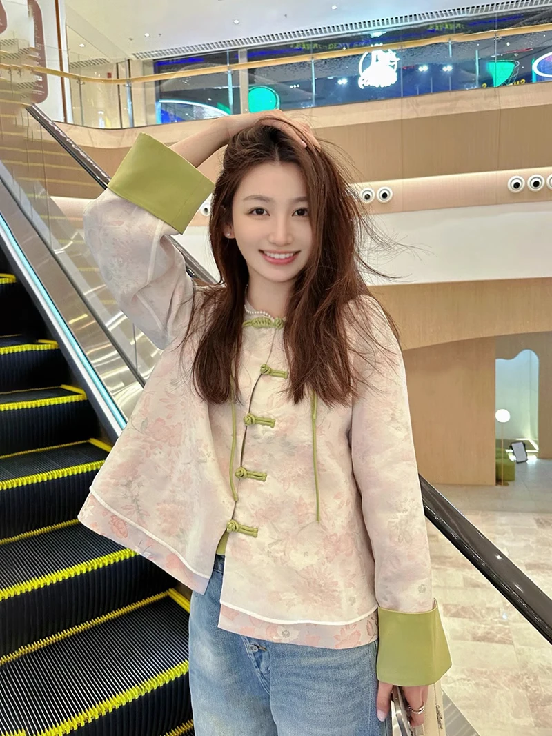 2025早春穿搭新款新中式女装国风唐装上衣高级感粉色印花盘扣外套