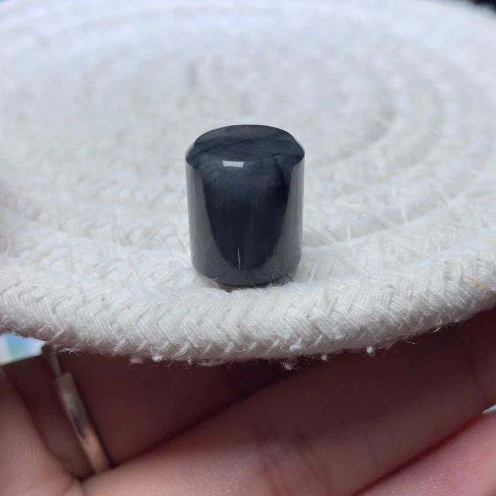 散珠翡翠特色乌鸡桶珠卡12.4mm