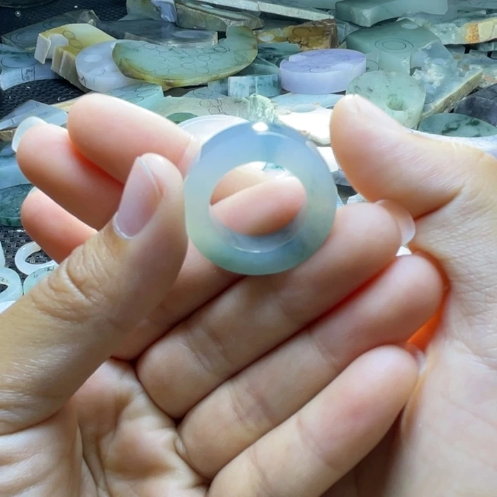 未镶嵌定制翡翠翡翠定制