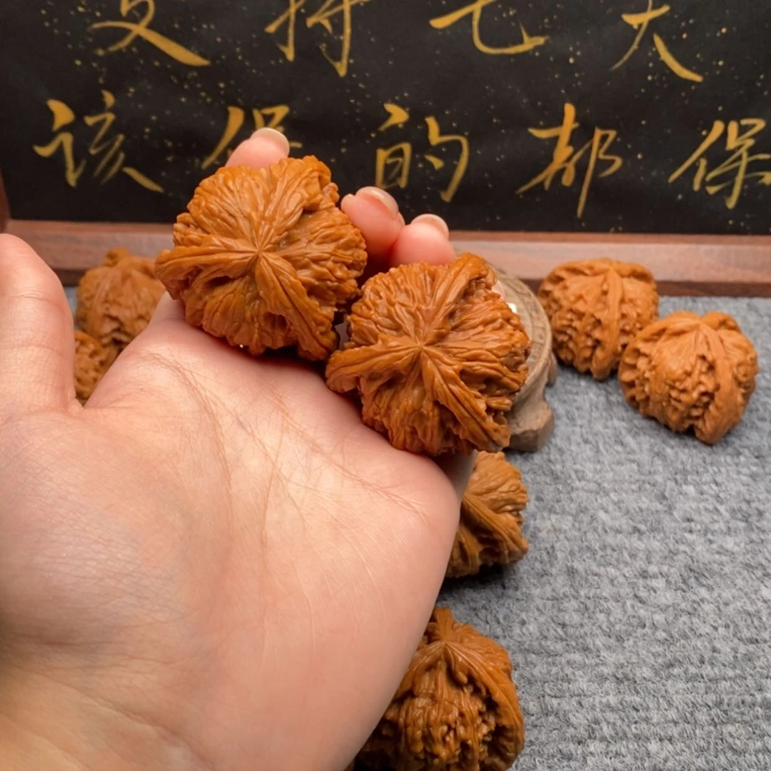 【闪购商品】吊坠文玩核桃酒****哥