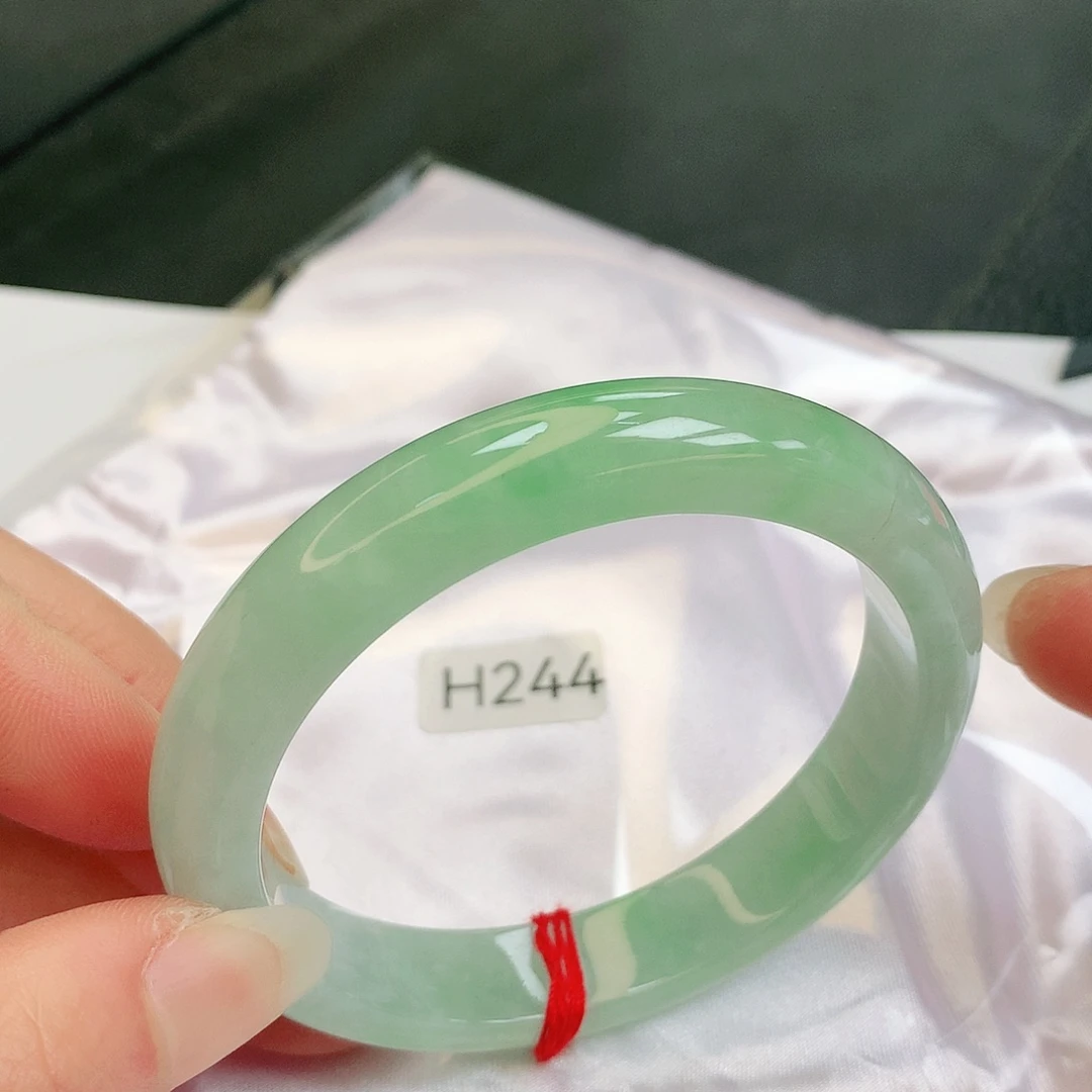 【闪购商品】翡翠手镯未镶嵌缅甸天然a货翡翠