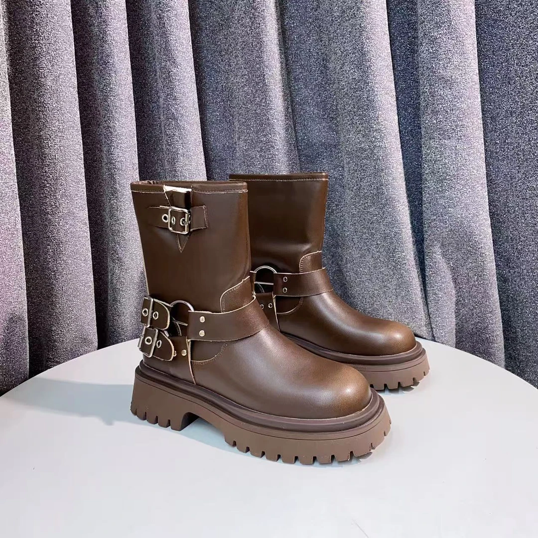 C324 棕色 秋冬低跟时尚女士圆头中筒马丁靴  烟筒靴