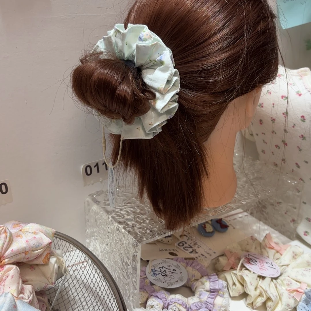 布艺非金属浅蓝色碎花