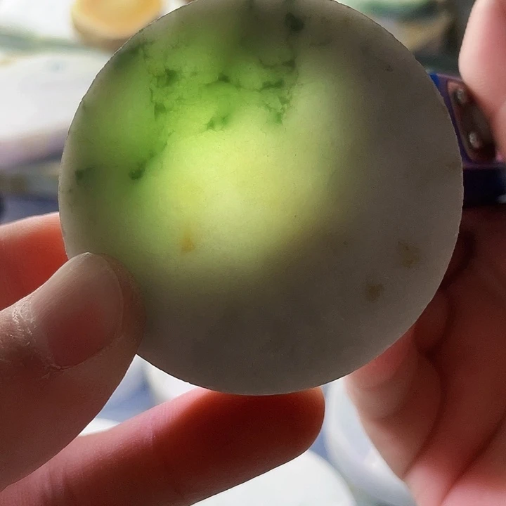 翡翠挂件未镶嵌毛料90