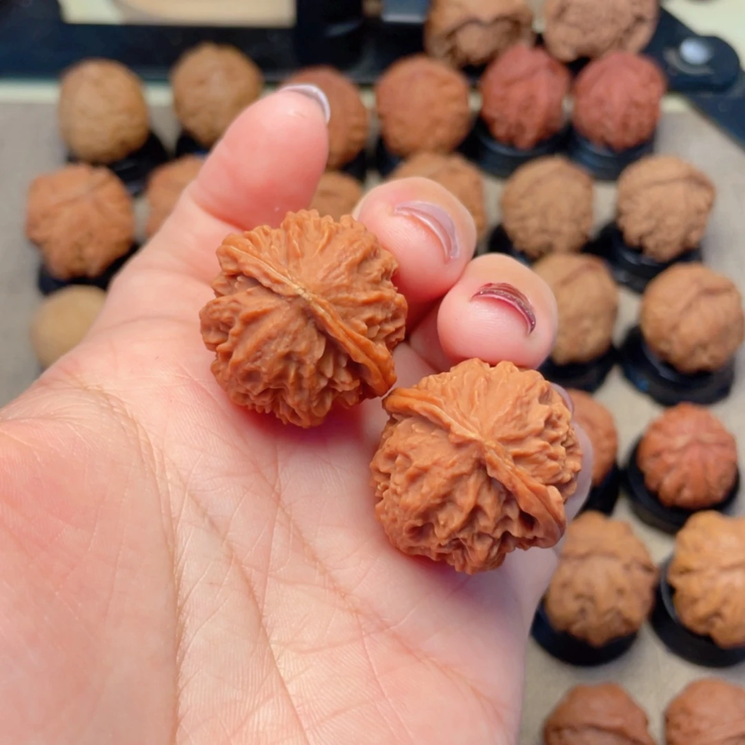 【闪购商品】把件文玩核桃小荔枝