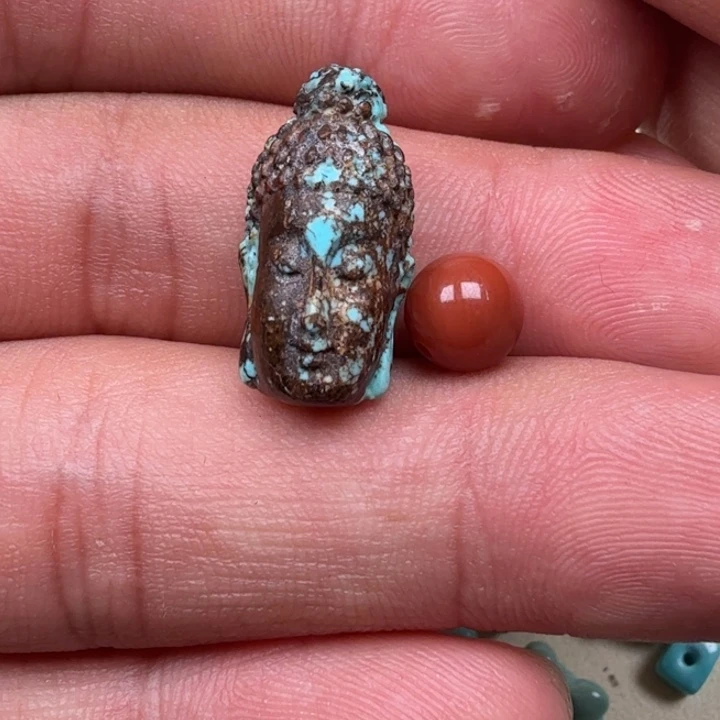 南红玛瑙未镶嵌珠宝半成品