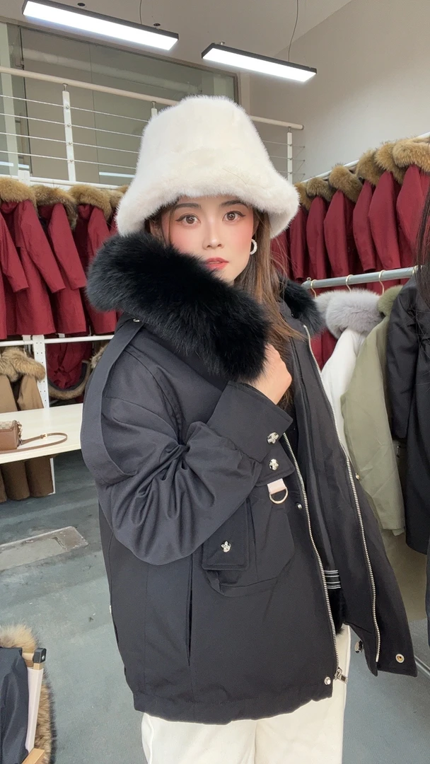 【日月精灵】2024冬季新款百搭修身女士派克服加厚保暖大毛领外套