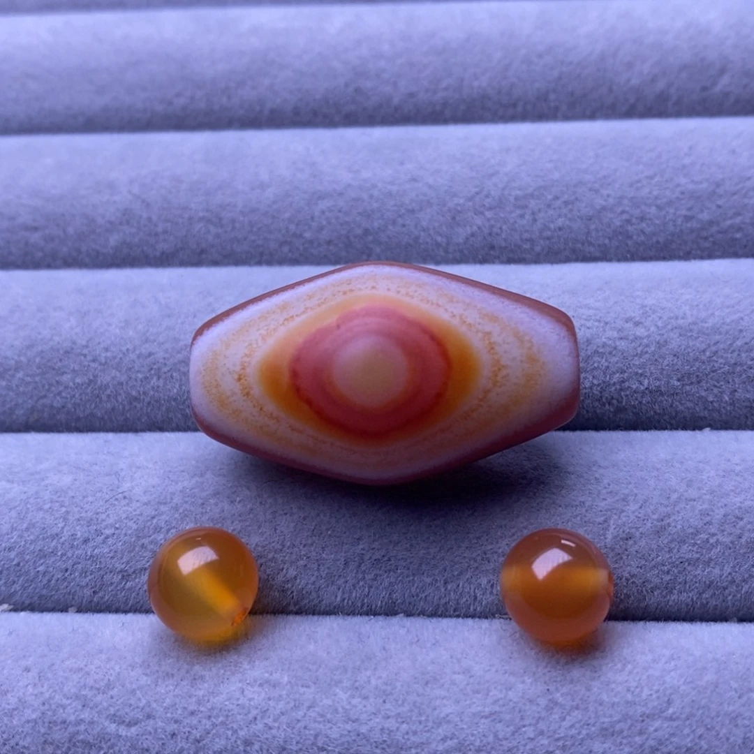 未镶嵌玛瑙/玉髓珠宝奇石?*