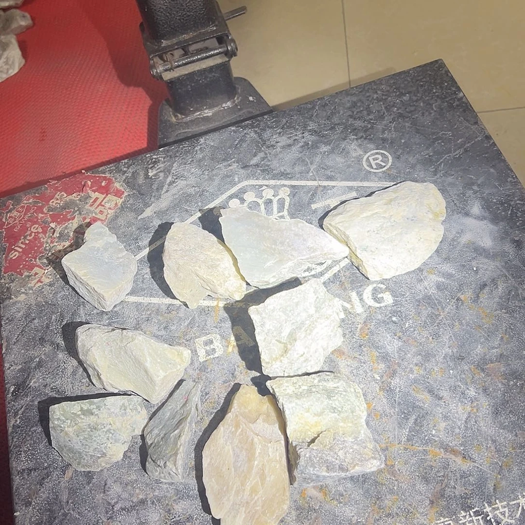 和田玉（糖玉）未镶嵌车挂