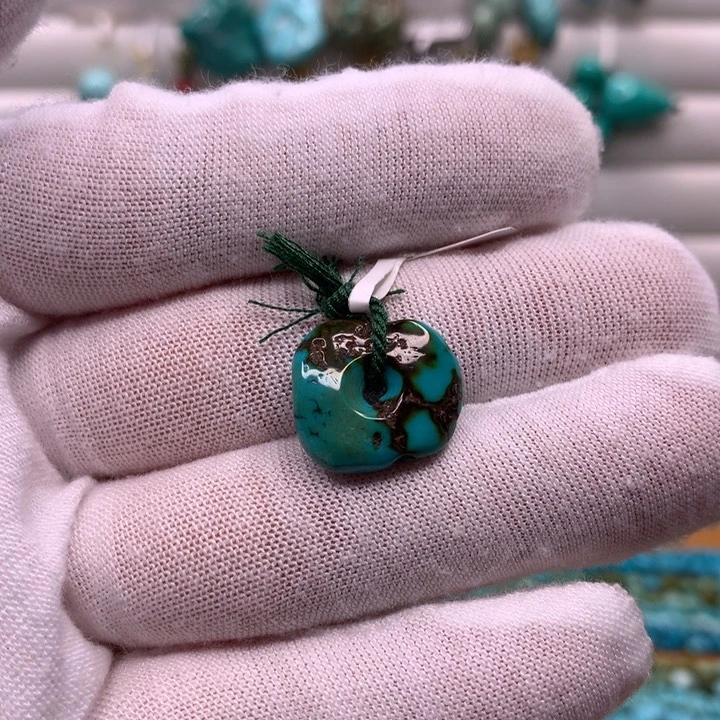 绿松石未镶嵌原矿绿松石原矿未镶嵌