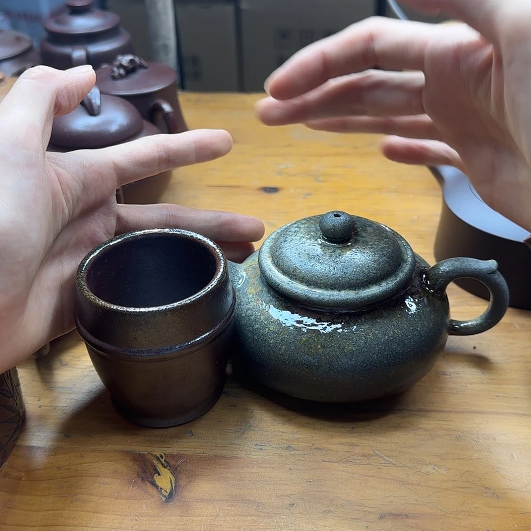 茶壶底槽青民间手艺人全手工制作