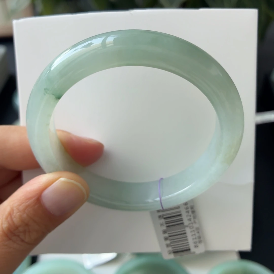 翡翠未镶嵌手镯天然