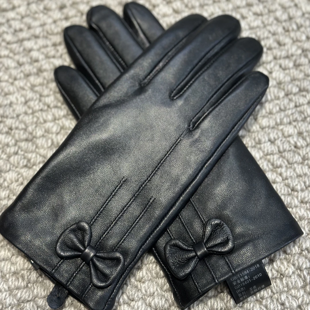 施施2025新款时尚冬季绵羊皮手套