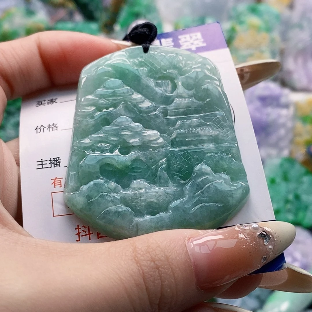 吊坠(不含链)未镶嵌翡翠